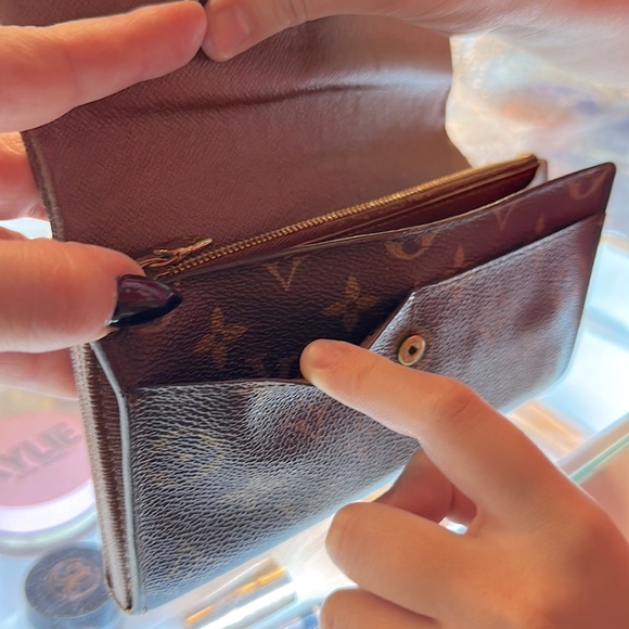 Louis Vuitton long monogram wallet. Original zip. - Picture 11 of 16